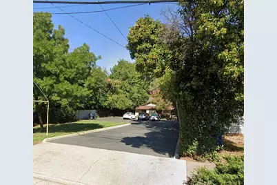 2142 Butte St, Redding, CA 96001 - Photo 4