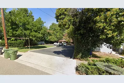 2142 Butte St, Redding, CA 96001 - Photo 6