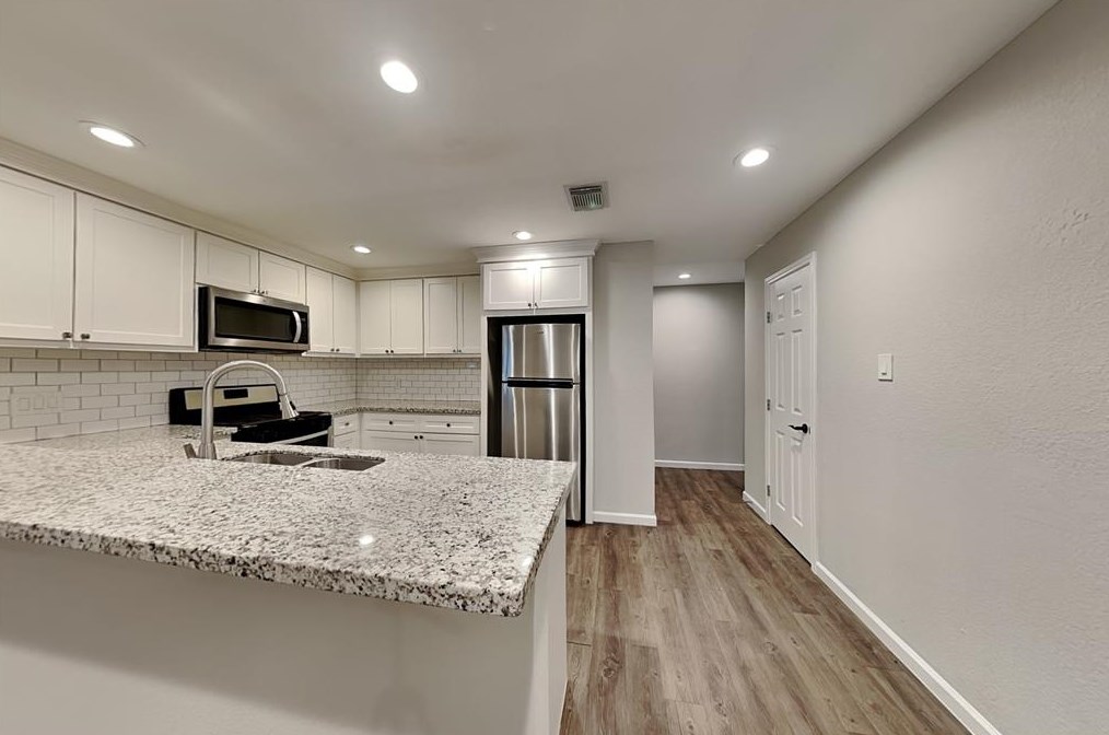 15911 Red Willow Dr, Houston TX  77084-3533 exterior