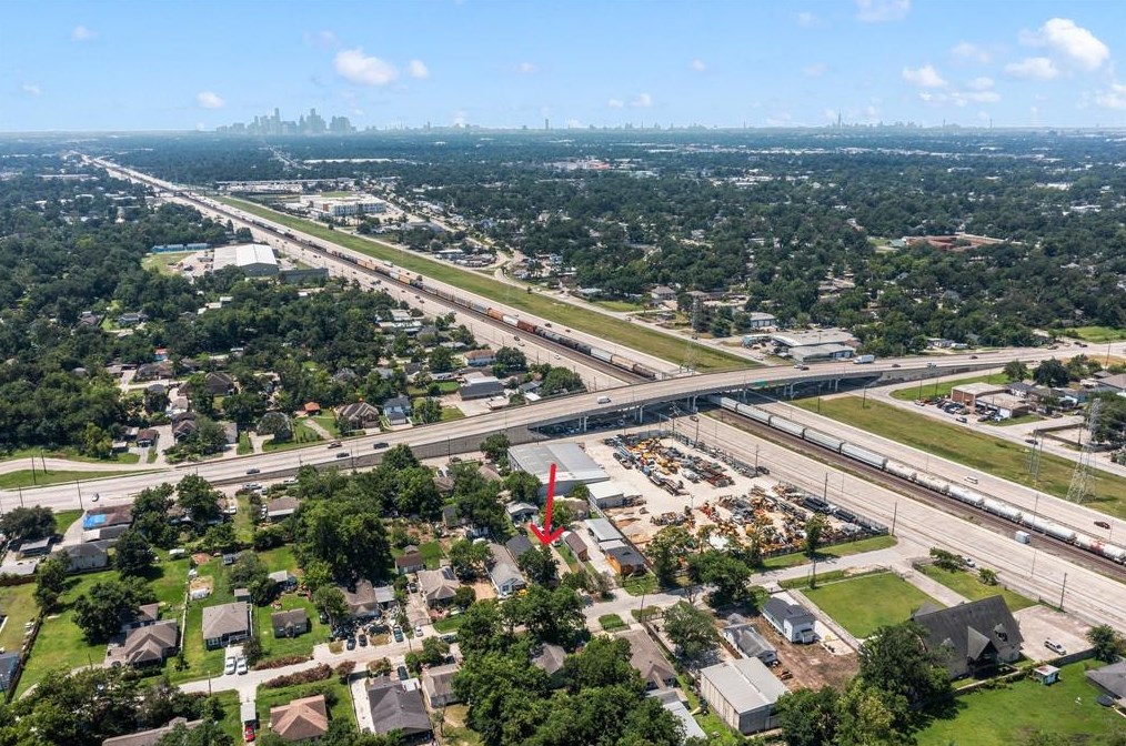 1518 Cresline St, Houston, TX 77093-4420