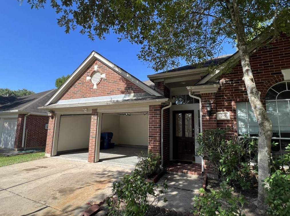 7219 Bethany Bay Dr, Missouri City TX  77459-4290 exterior