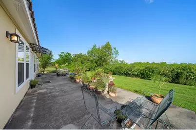 210 Debbie Lane, San Leon, TX 77539 - Photo 22