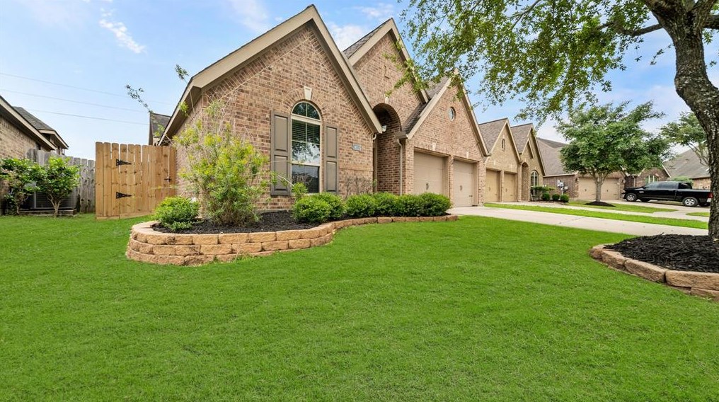 14014 Mountain Sage Ct, Pearland, TX 77584