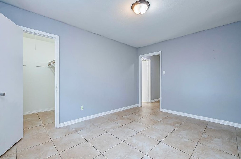 14143 Woodforest, Houston TX  77015 exterior
