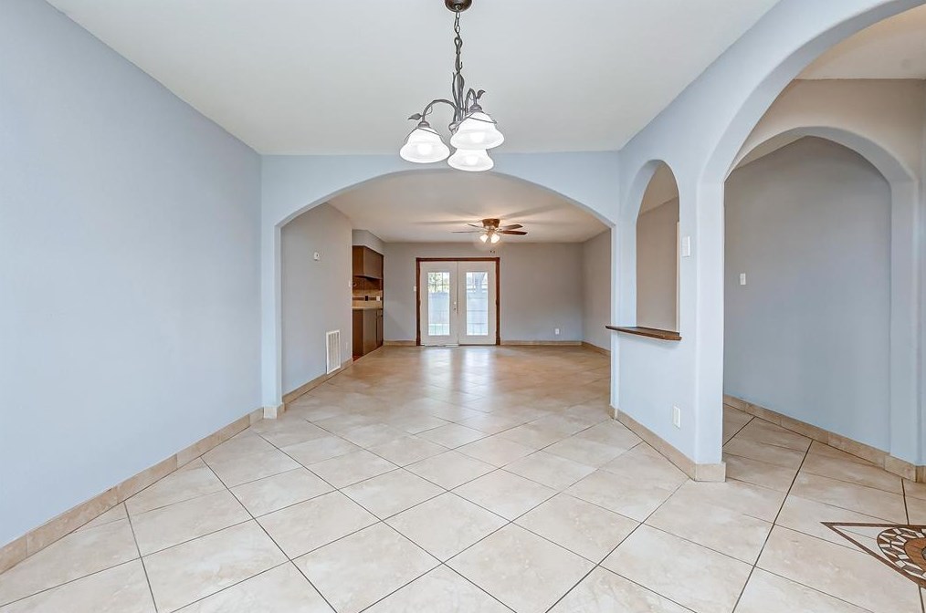 14143 Woodforest, Houston TX  77015 exterior