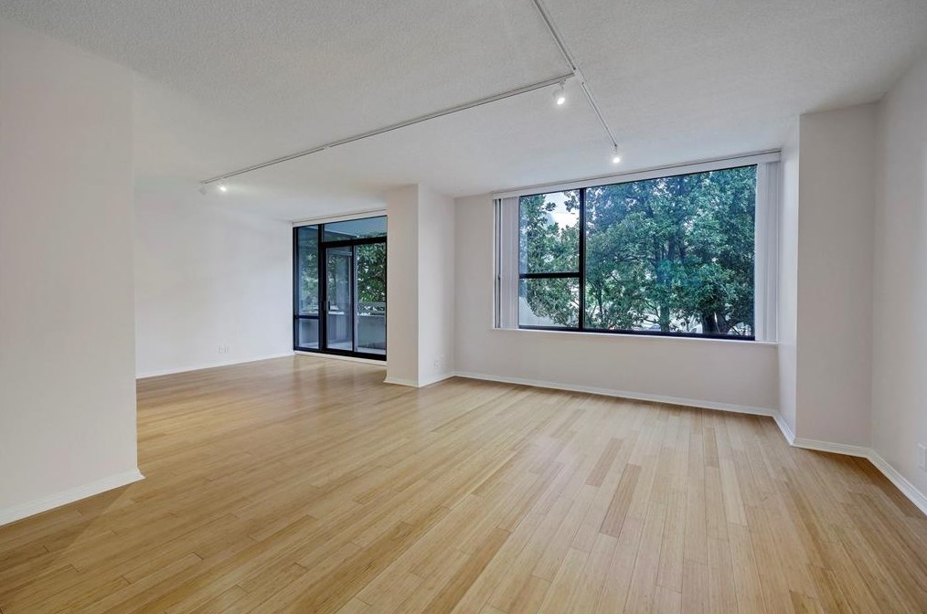 14 E Greenway Plz Unit 2l, Houston, TX