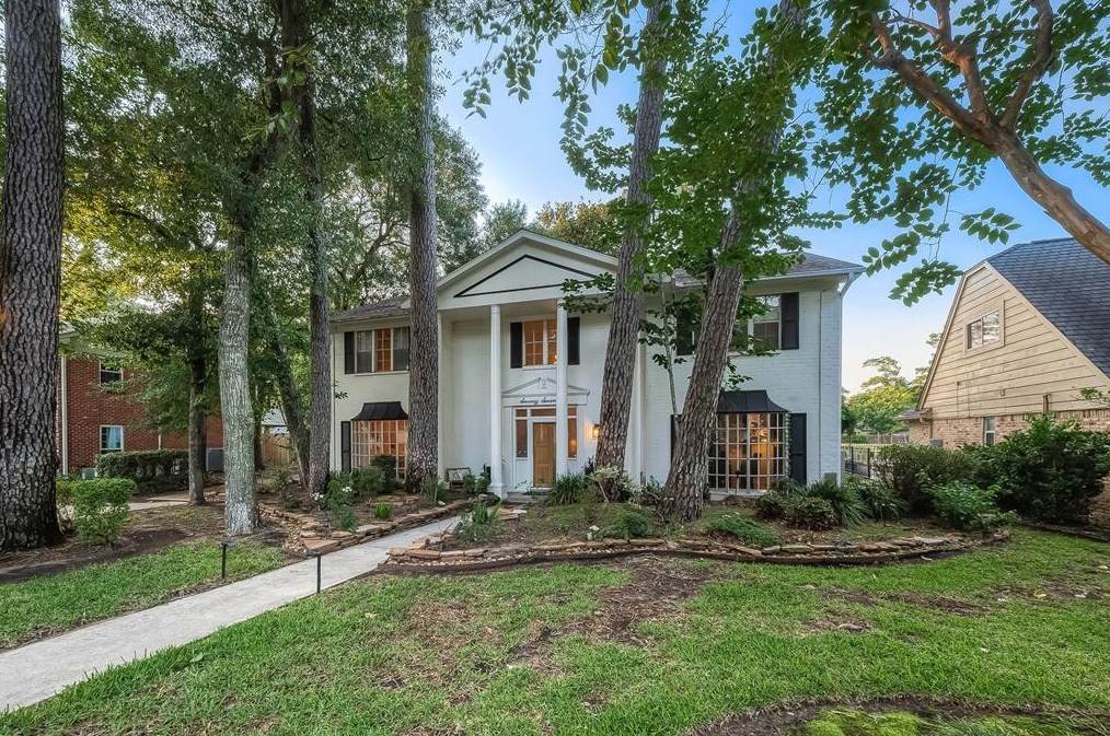 7710 Theisswood Rd, Spring, TX 77379