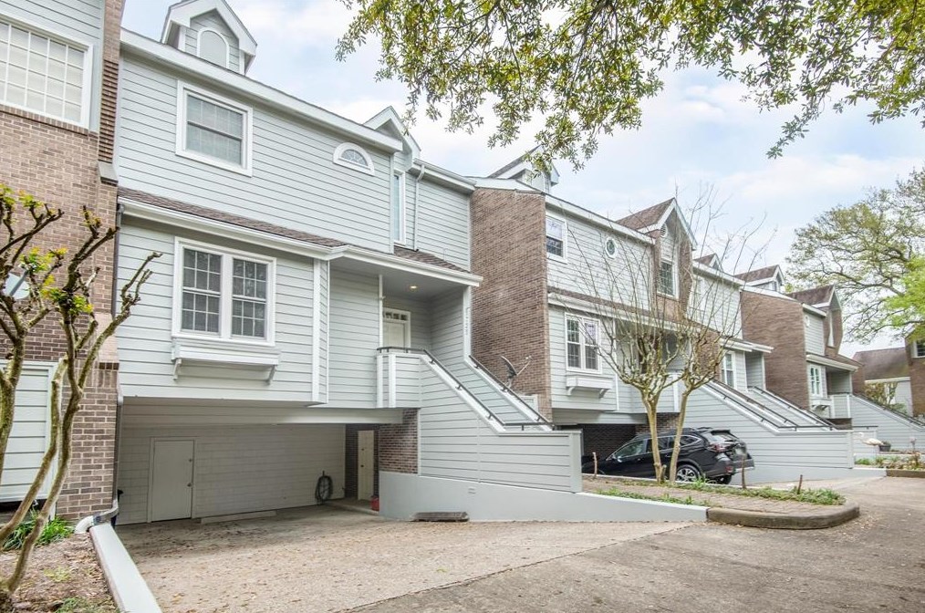 1725 Enterprise Ave, League City, TX 77573