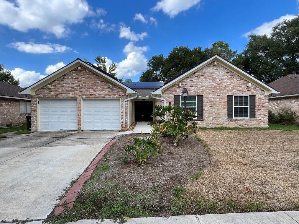 13910 Ivymount Dr, Sugar Land TX  77498-2418 exterior