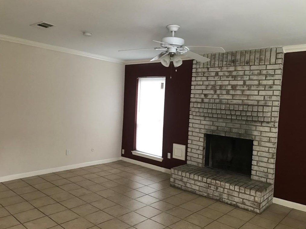 12211 Newbrook Dr, Houston, TX 77072