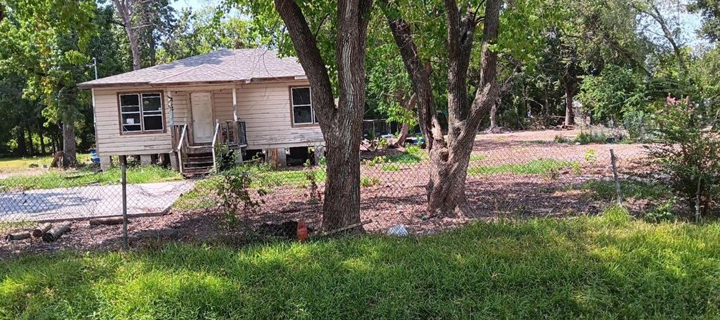 5902 Ridgedale Dr, Houston, TX 77039-2650