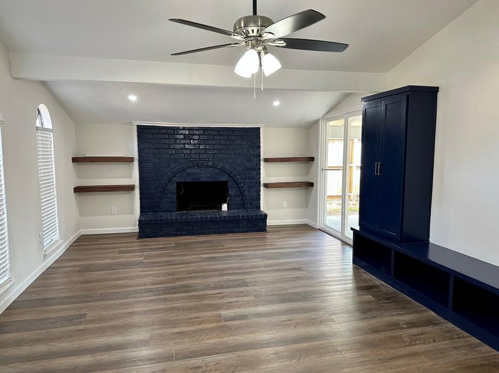 5615 Hardwood Forest Dr, Houston, TX 77088