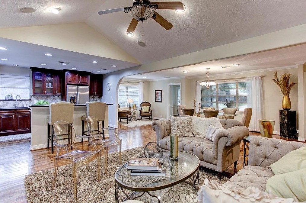 7111 Northampton Way, Houston, TX 77055