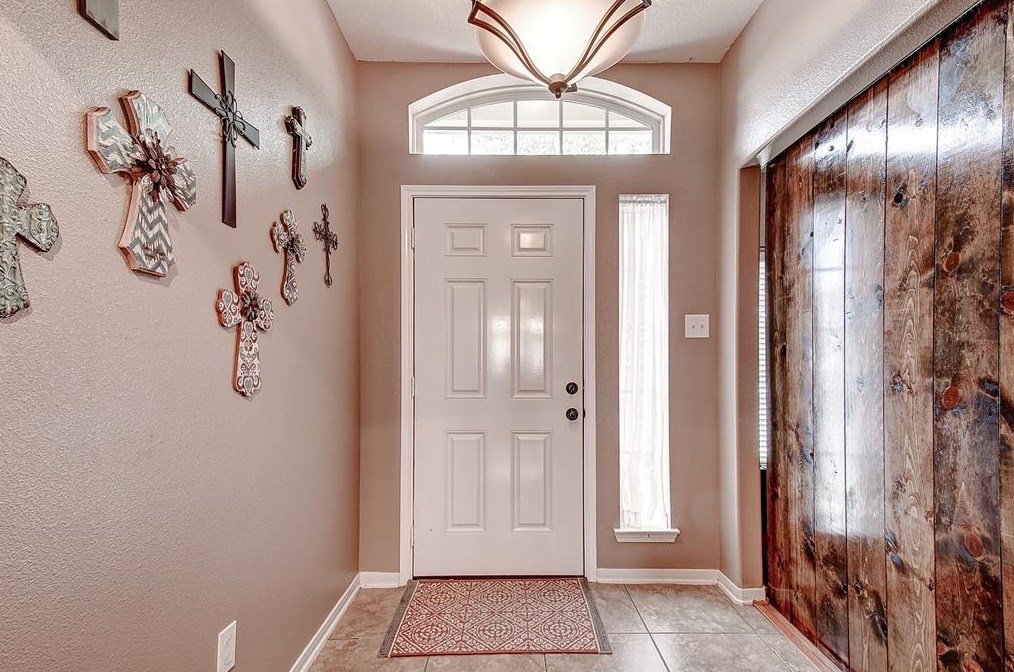 5902 Annatto Dr, Baytown TX  77521-1496 exterior