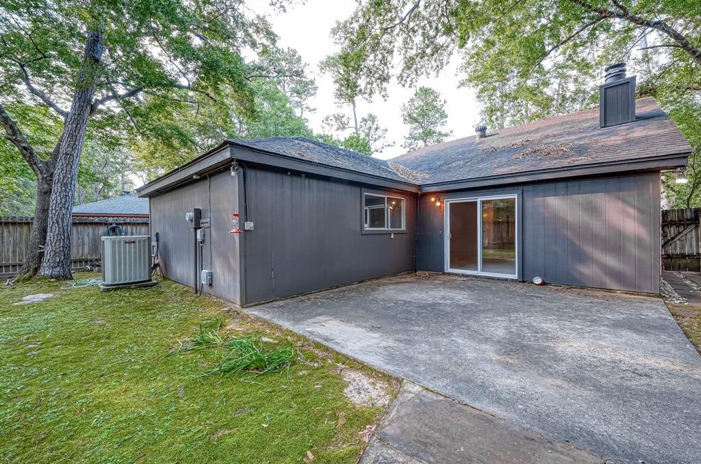 5 Alder Pl, Spring TX  77380-3304 exterior