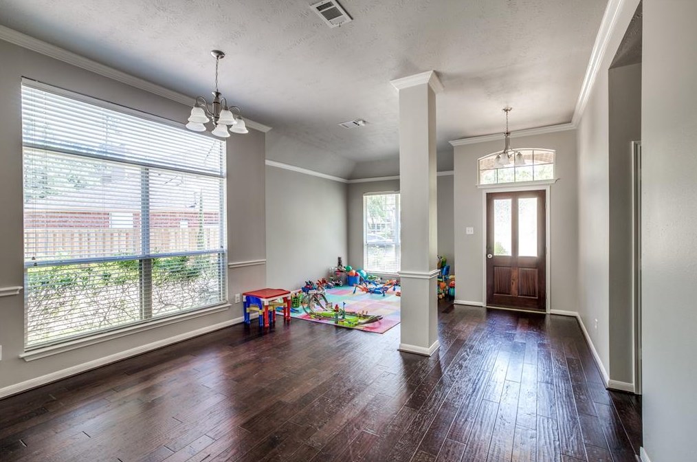 11 Acacia Park Pl, Spring TX  77382-1657 exterior