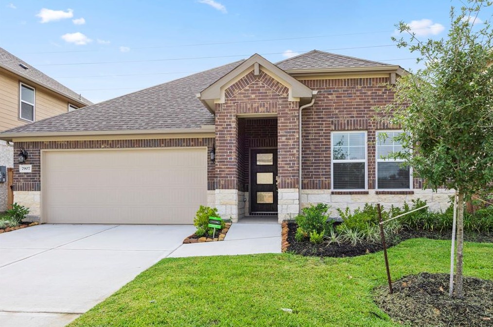 7907 Virginia Dr, Richmond, TX 77406