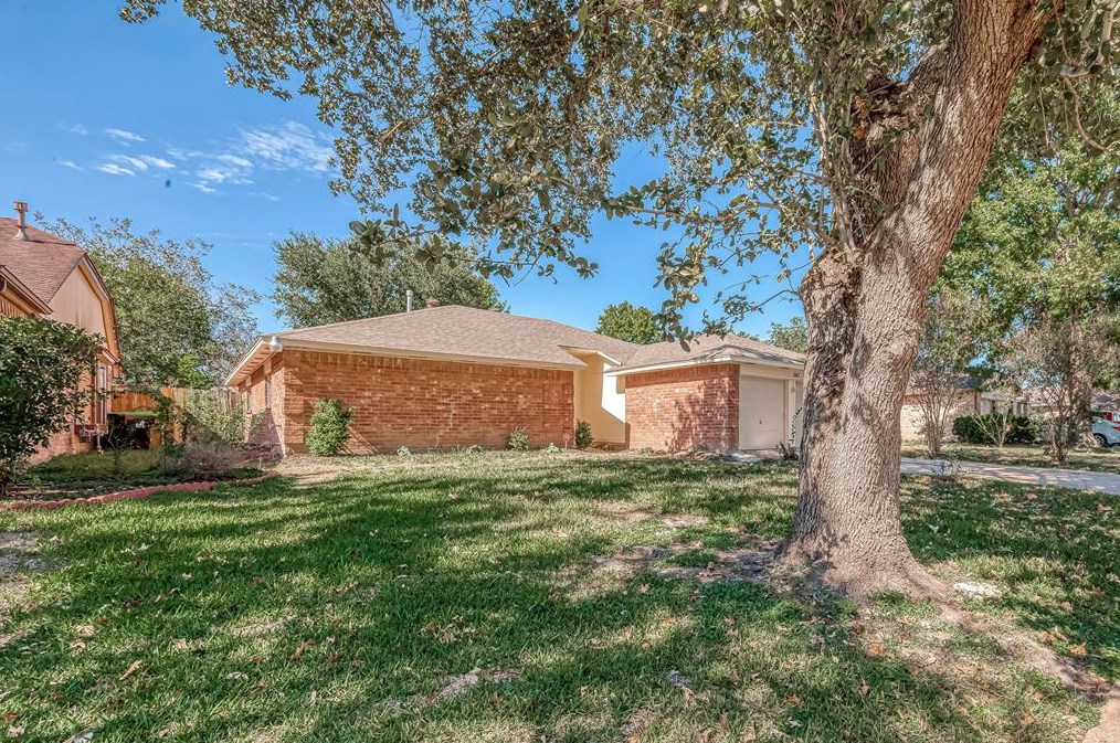 1842 Fresh Meadow Dr, Missouri City, TX 77489