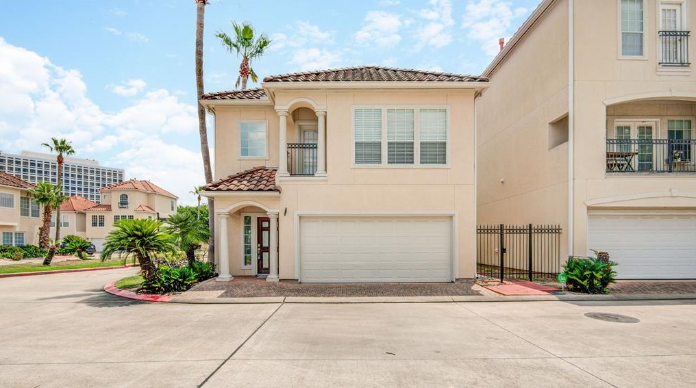 6107 Windwater Pointe, Houston, TX 77036-3233