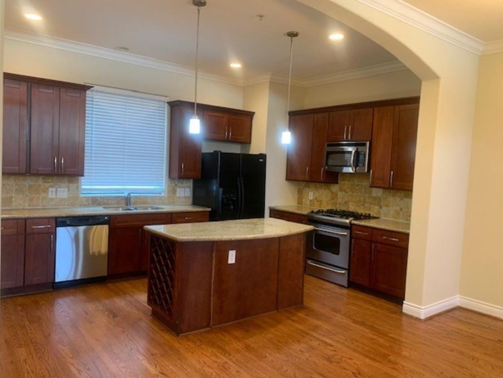 1406 Wheeler St, Houston, TX 77004