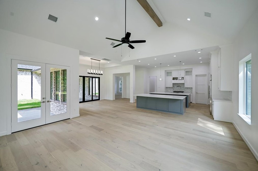 10344 Hunter Creek Ln, Conroe, TX 77304-4985