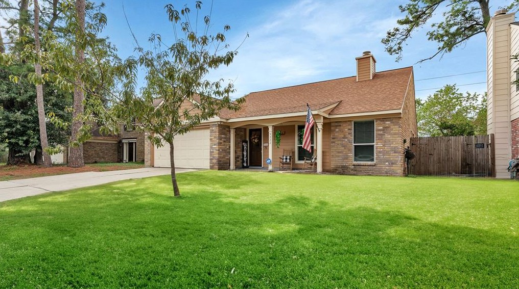 9322 Silver Tip Dr, Spring TX  77379-4498 exterior