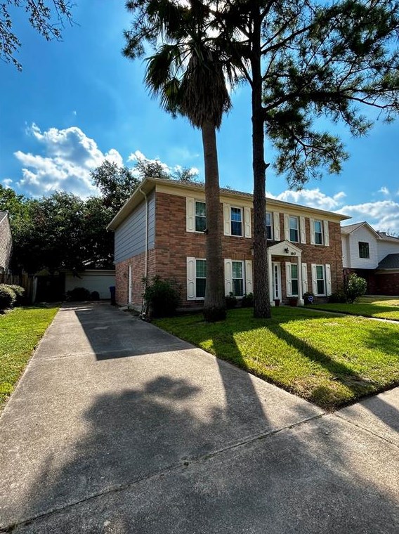 1447 Plumwood Dr, Houston, TX 77014