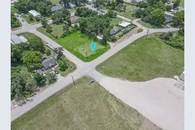 317 Woodson Street, Willis, TX 77378 - Photo 6