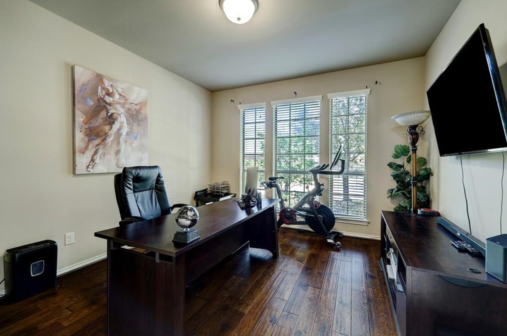 15815 Juniper Shores Dr, Houston TX  77044-1088 exterior