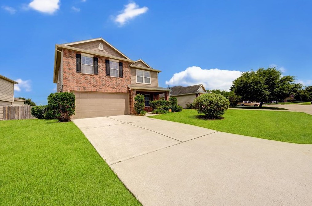 8118 Cholla Canyon Ln, Cypress, TX 77433