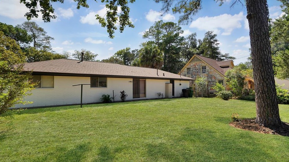 321 English St, Houston TX  77009-1906 exterior