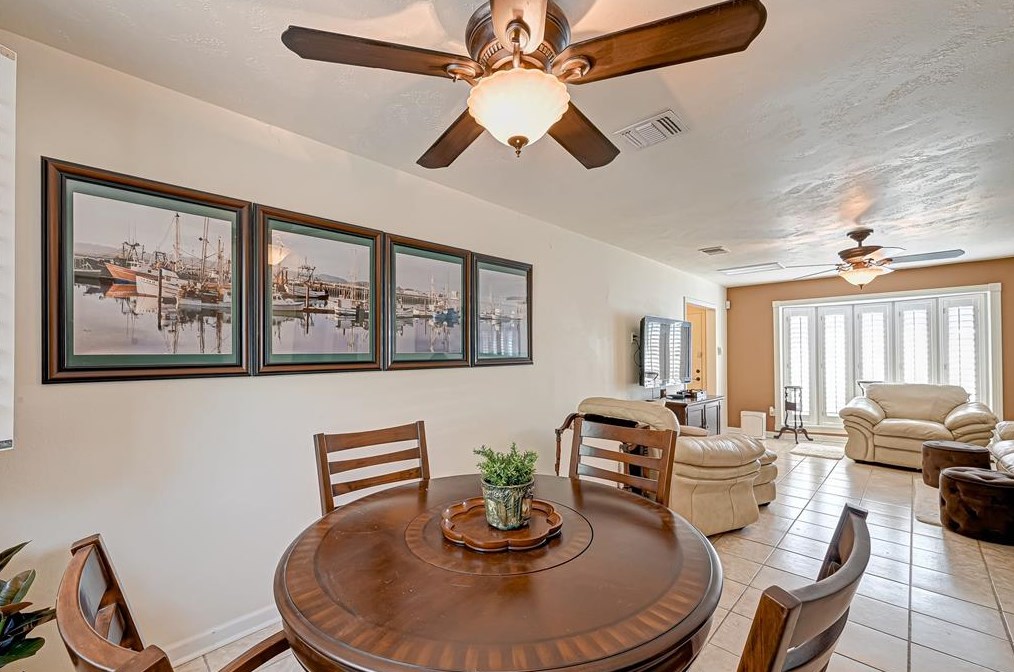 10838 Corona Ln, Houston TX 77072-3253 exterior