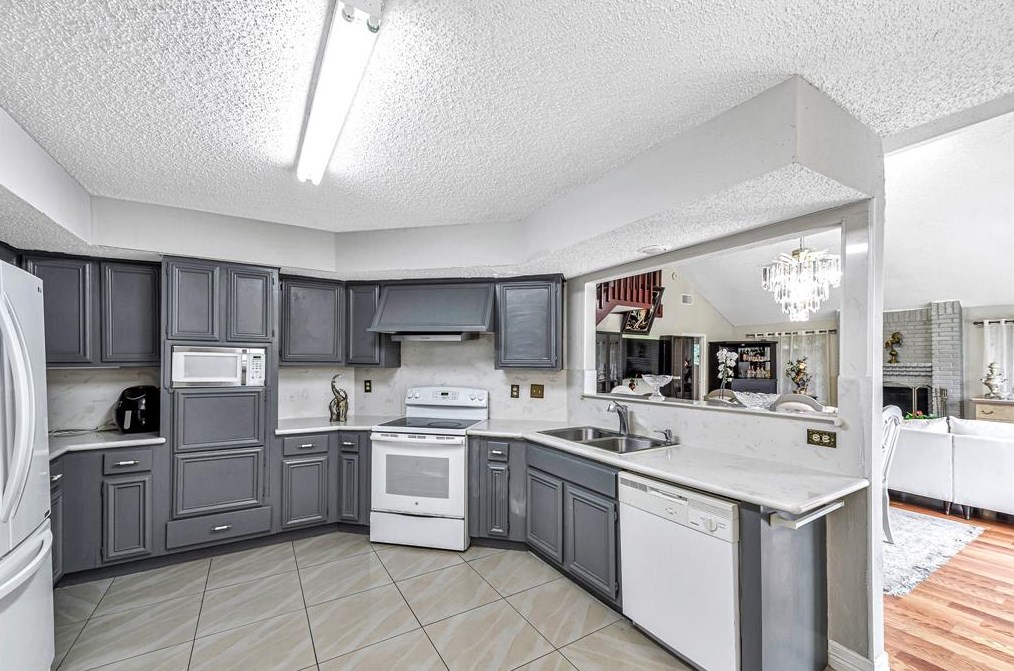 3206 Westwick Dr, Houston TX  77082-2229 exterior