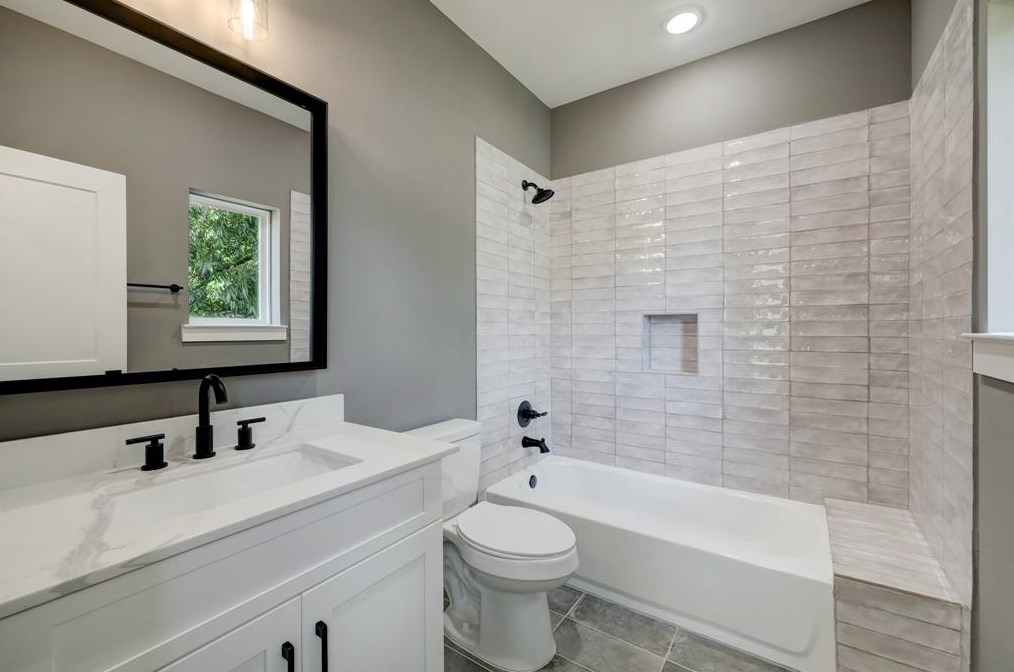 1409 23rd St, Houston TX  77008-1612 exterior