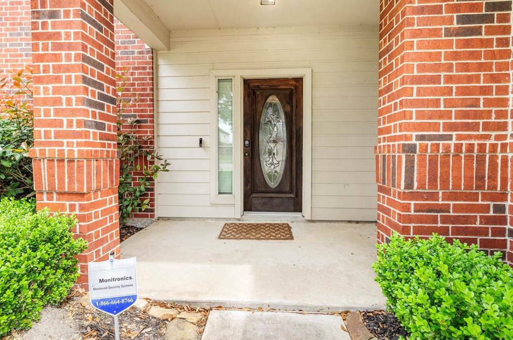 28 Carmel Chase Ct, Manvel TX  77578-3452 exterior