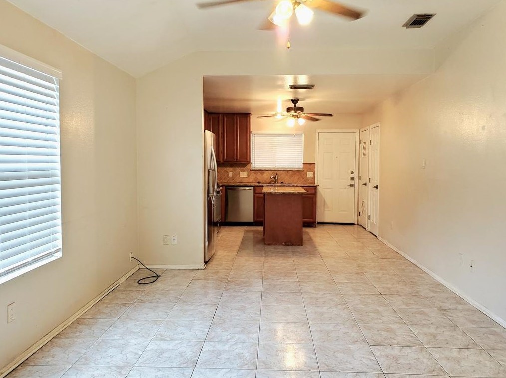 2427 Falling Oaks Rd, Houston, TX 77038