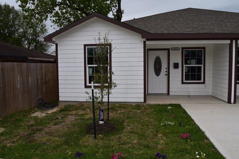 151 Georgia St #b, Houston, TX 77029