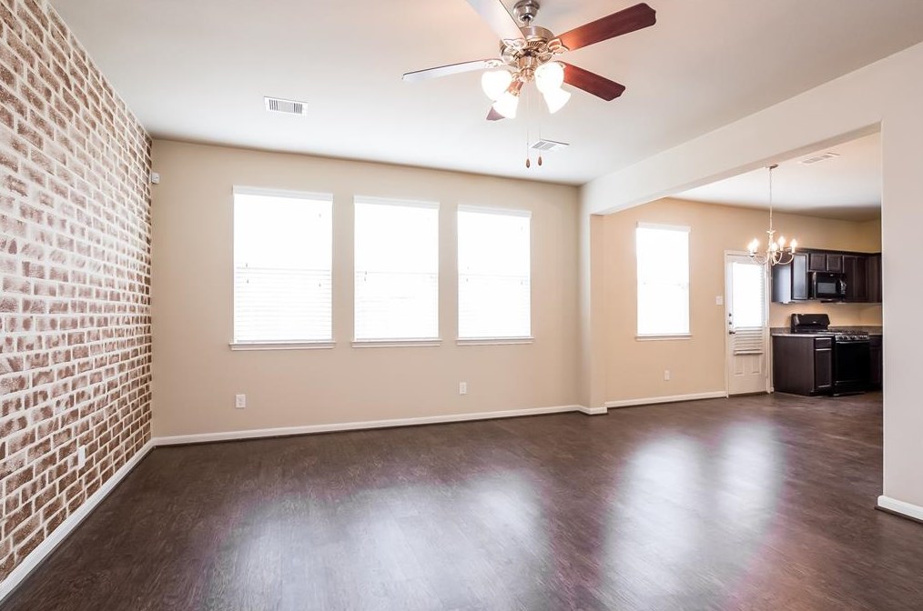 23611 Maple View Dr, Spring TX  77373-7990 exterior