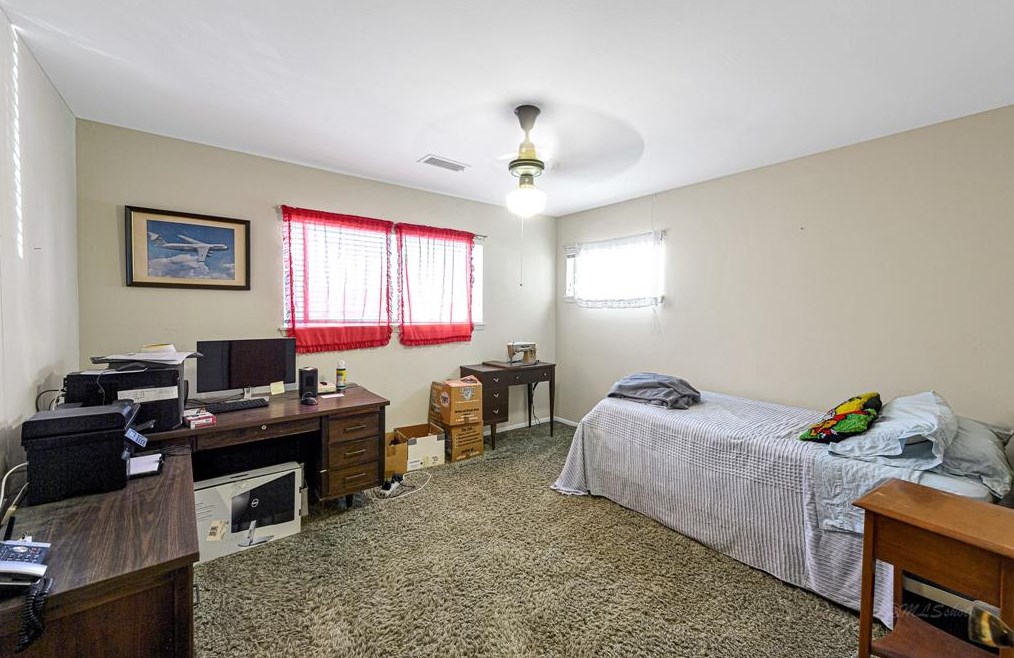 5814 Mcknight, Houston TX  77035-2326 exterior