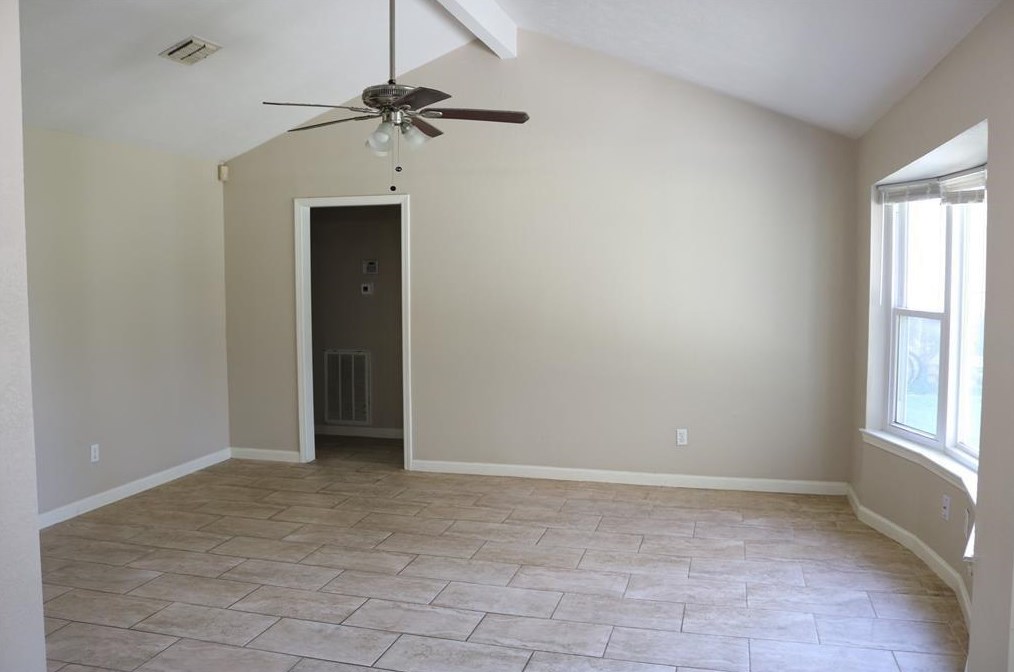 12242 Fairbury Dr, Houston, TX 77089