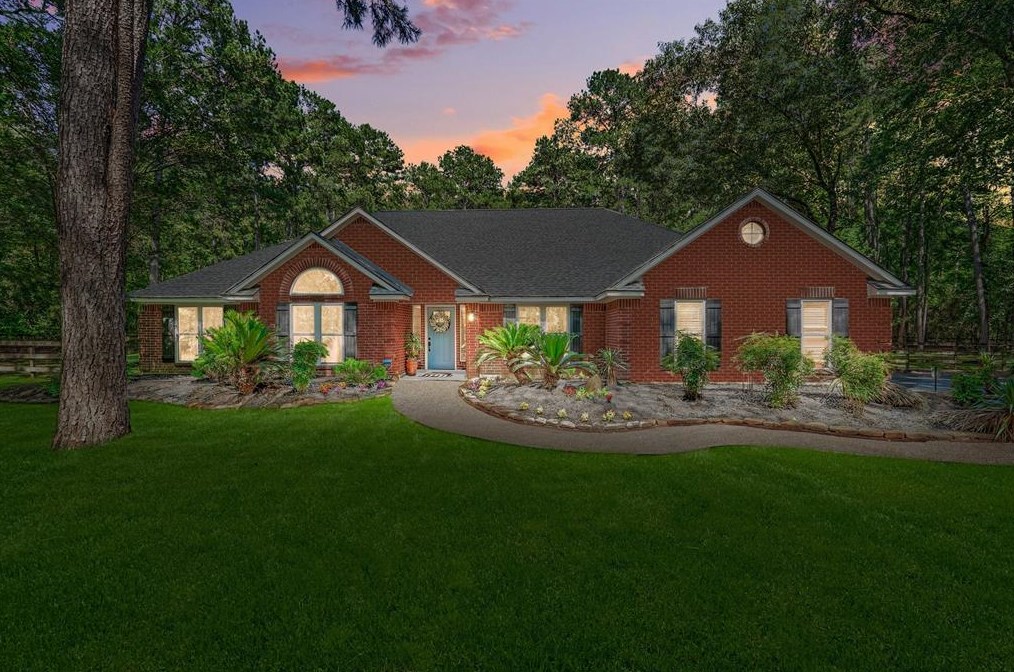 5122 Ranch Hill Dr, Magnolia, TX 77354-5047