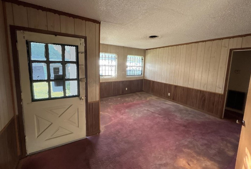 5526 Elm Spg Dr, Houston TX  77048-1837 exterior