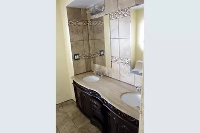 4307 Tidewater Drive, Houston, TX 77045 - Photo 8