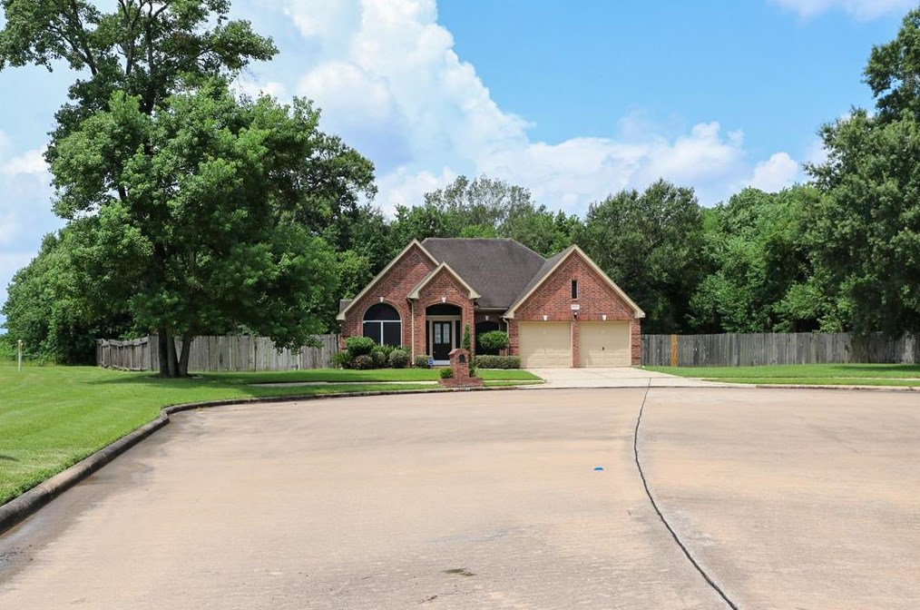 15103 Fragrant Pine Ln, Houston, TX 77049