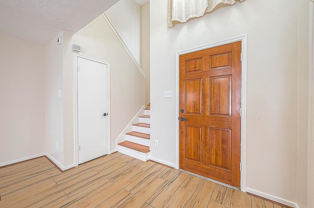 2015 Wildwood Ridge Dr, Missouri City, TX 77489-3067