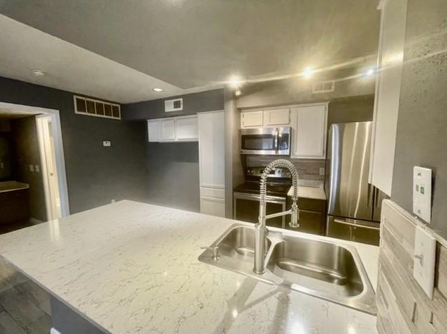 260 El Dorado Blvd #903, Houston, TX 77598