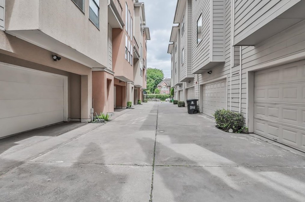 4403 Austin St #b, Houston, TX