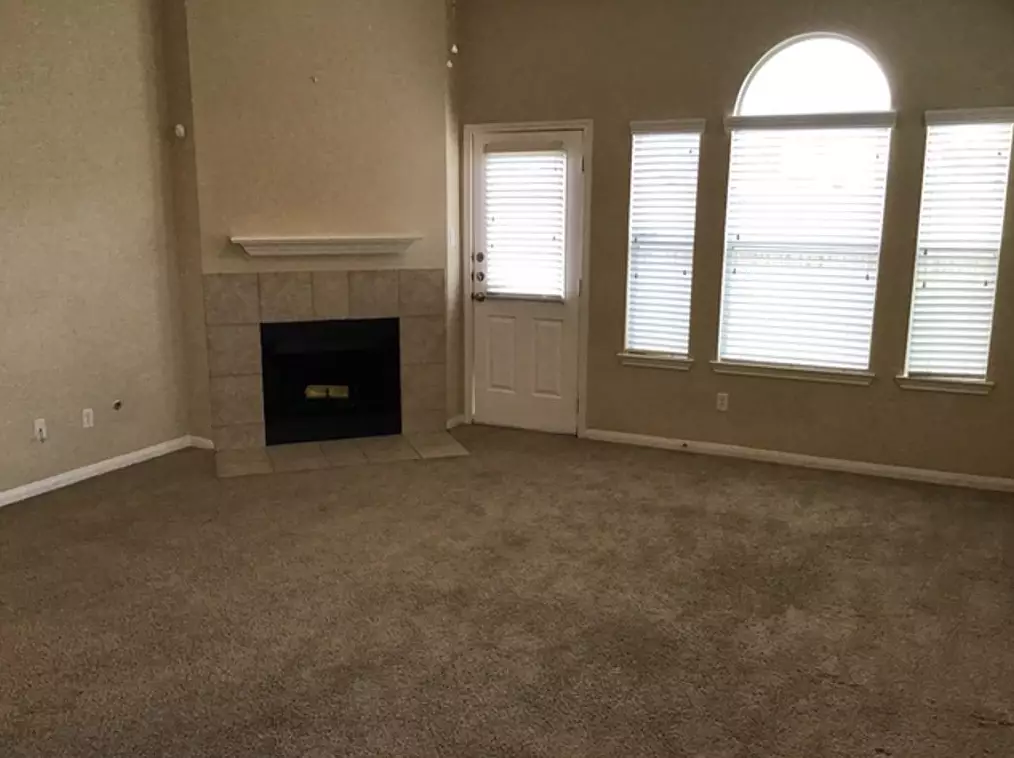 4002 Ashview Ln, Fresno, TX 77545