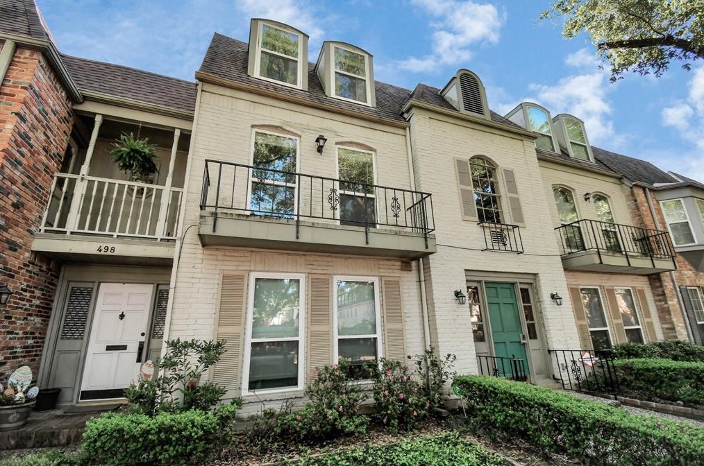 496 Post Oak Ln, Houston, TX 77056-1510