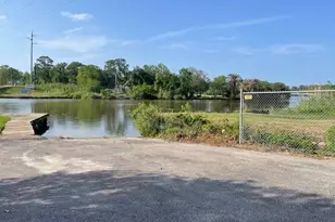 2116 Casa Rio Cir, Dickinson, TX 77539 - Photo 18